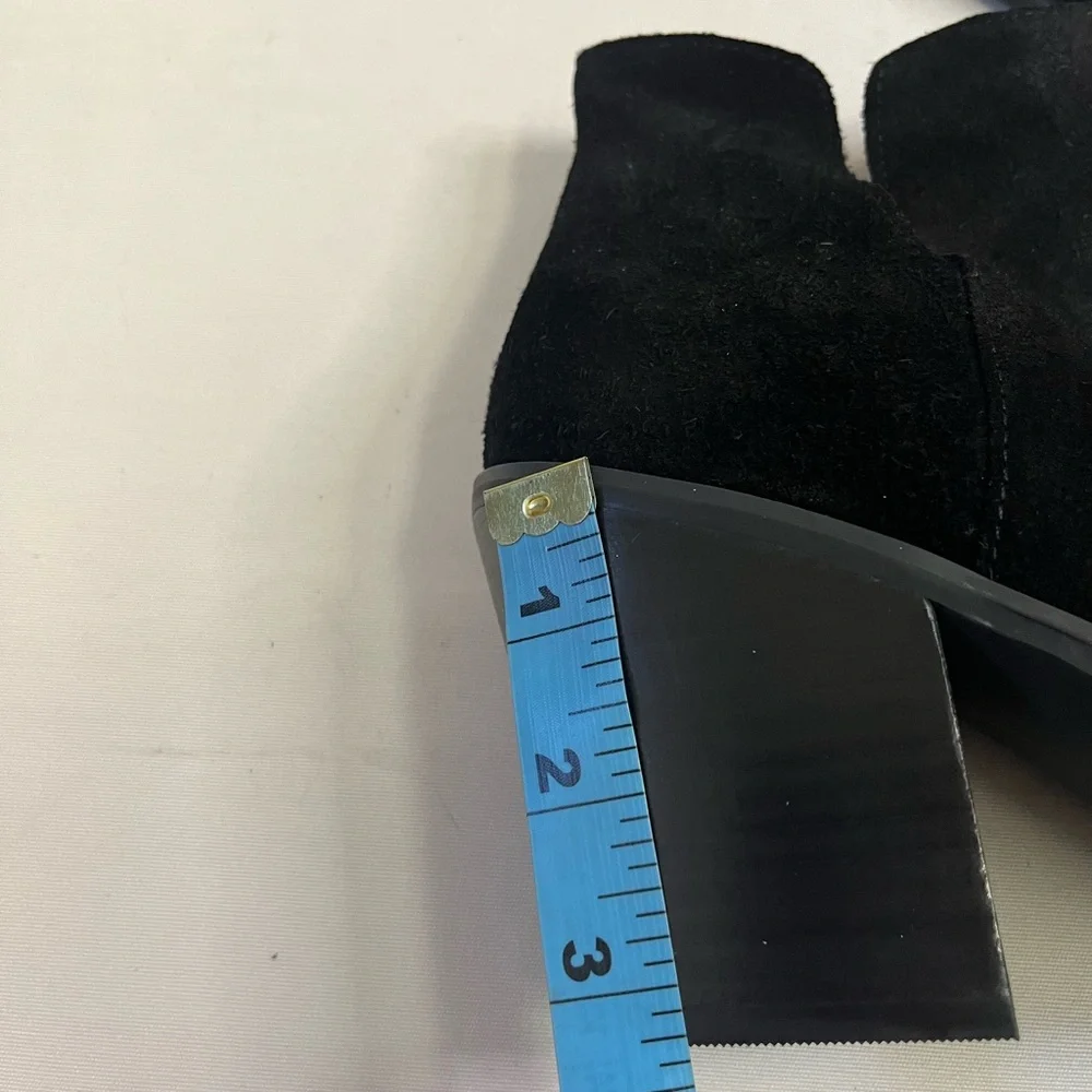 Lisa Vicky Kicky Bootie Women's Size 9.5 Split Ankle Low Heel Boots